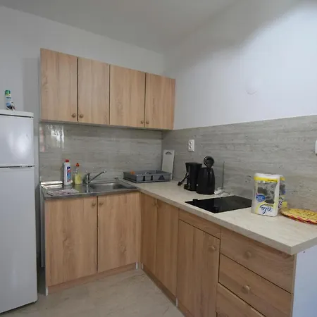 Angie Apartment