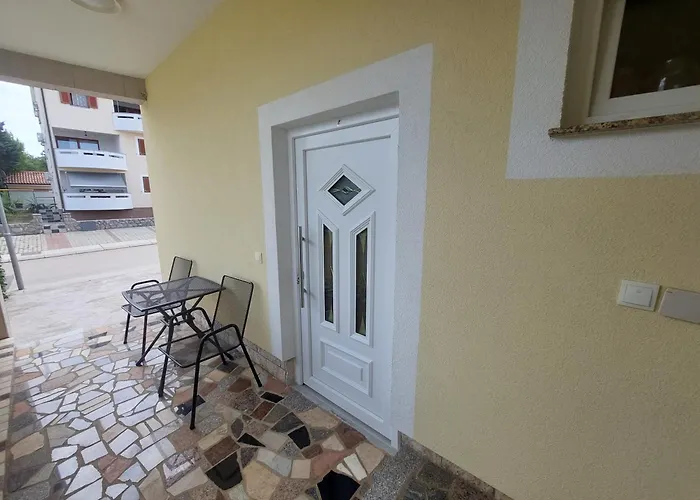 Angie Apartman Njivice